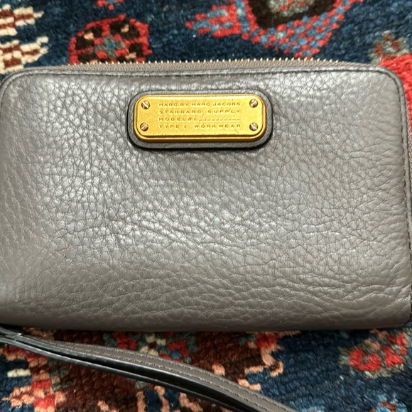 Marc by Marc Jacobs Wristlet Wallet - Picture 4 of 4